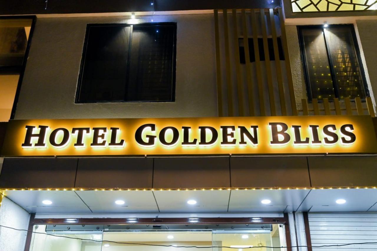 Hotel Golden Bliss Bhopal Bagian luar foto