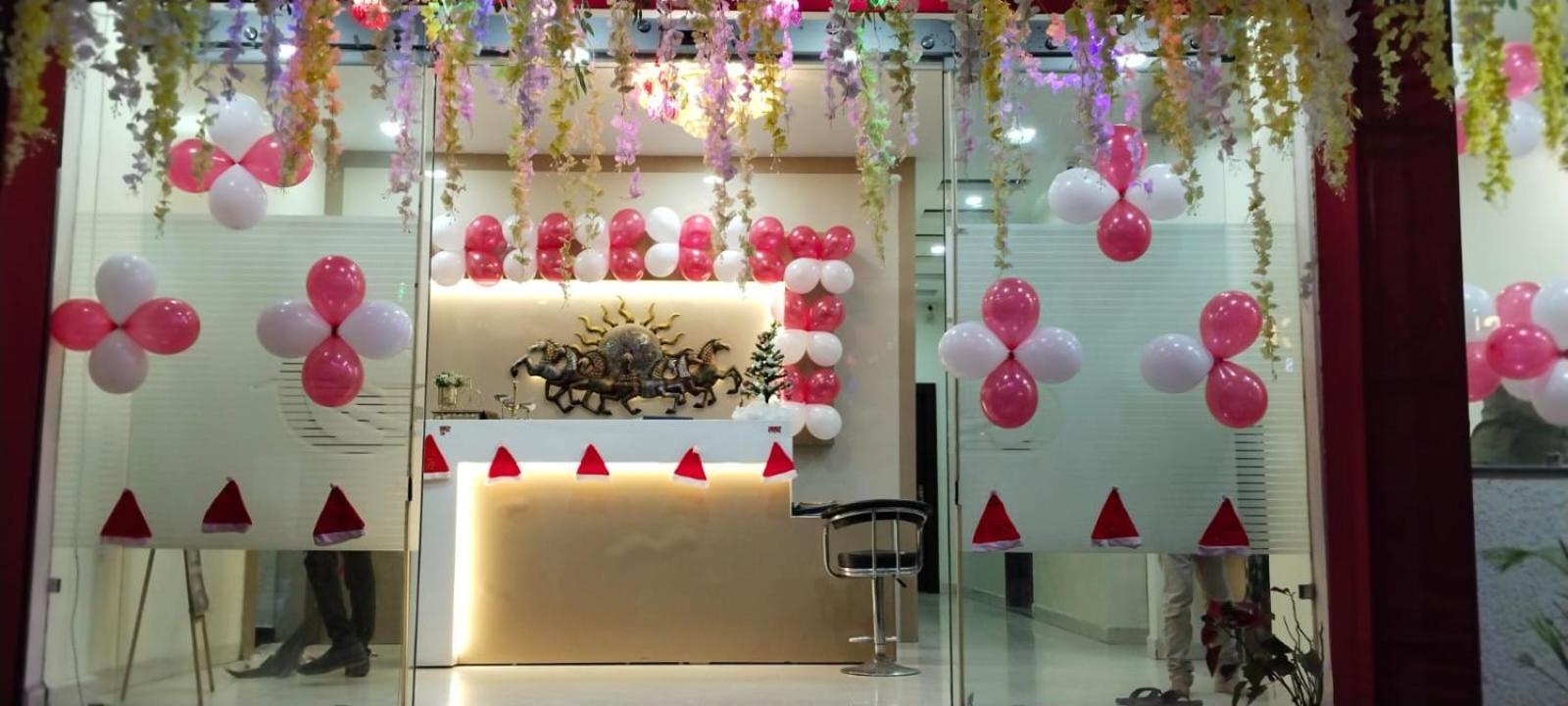 Hotel Golden Bliss Bhopal Bagian luar foto